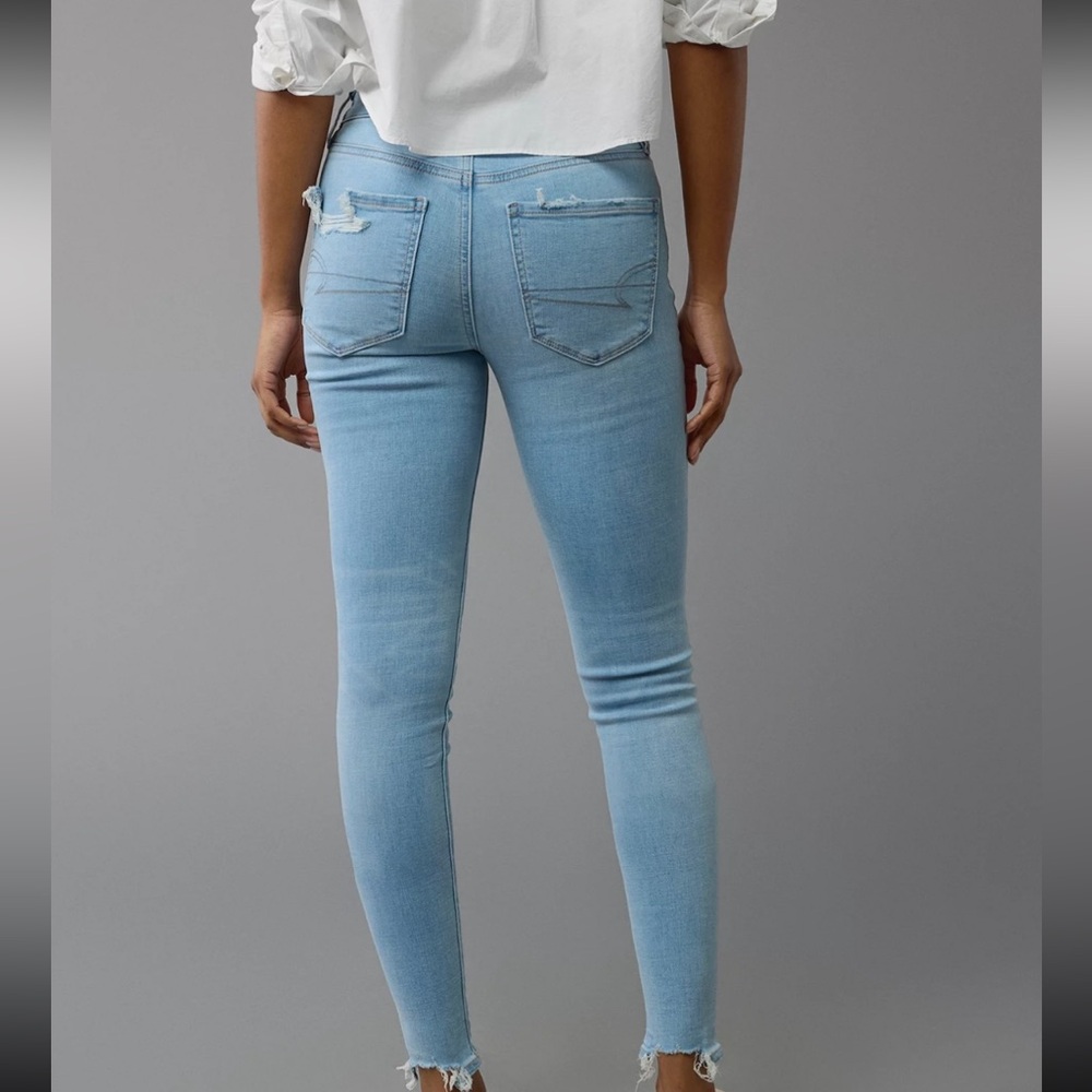 Jeans - Picture 2 of 3